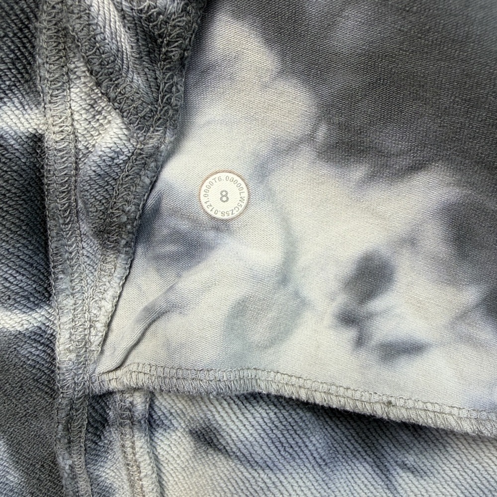 Lululemon Tie-Dye Jogger Pants — Women’s Size 8 - Picture 8 of 8